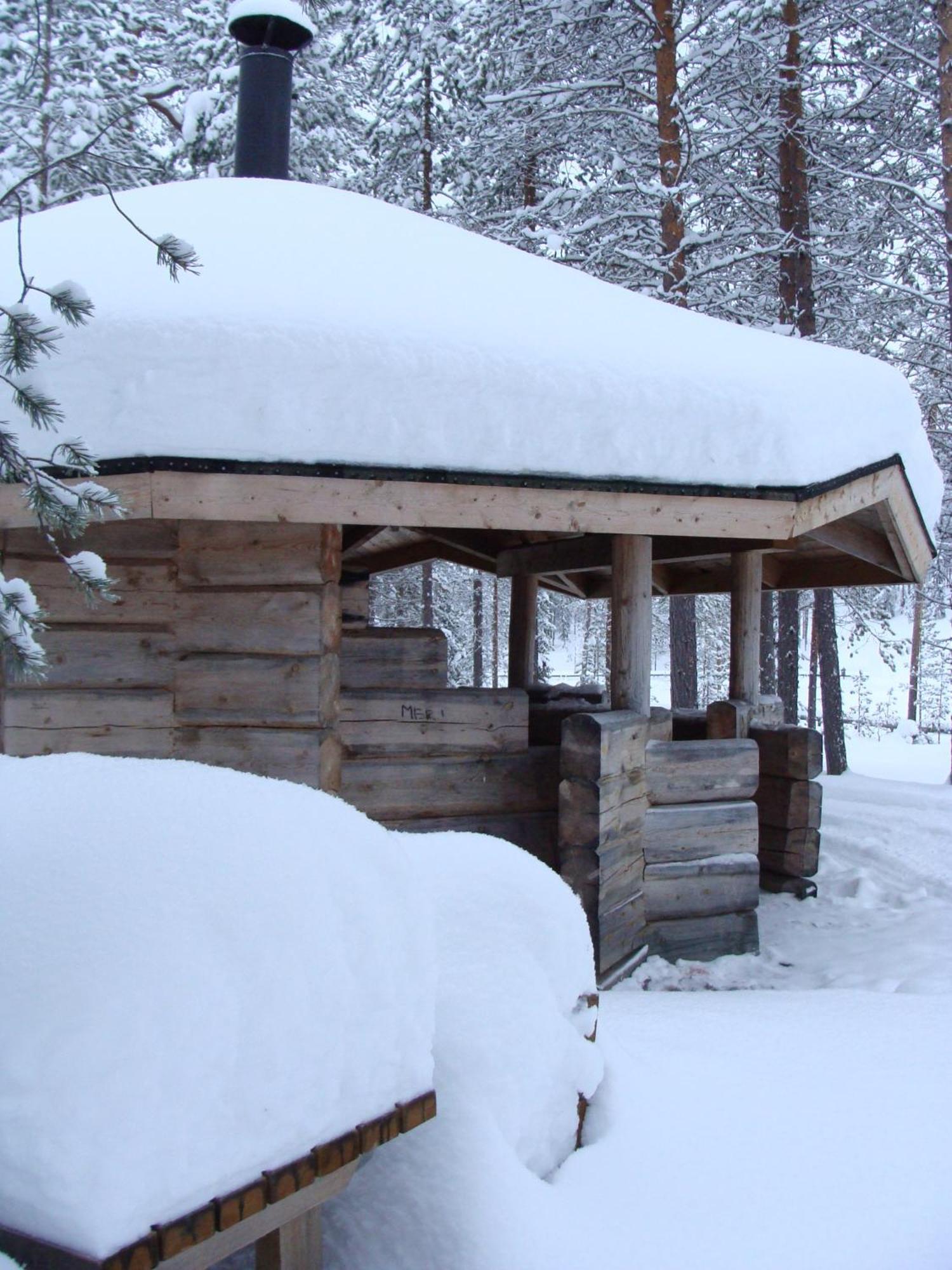 Sallainen Panvillage ภายนอก รูปภาพ